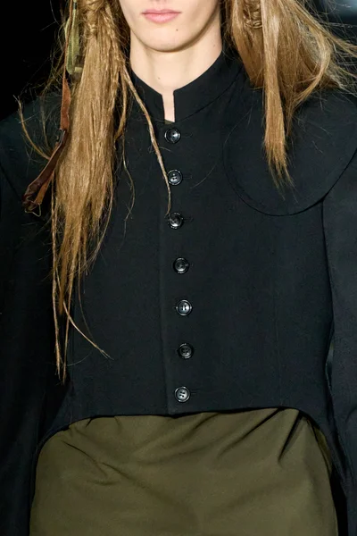 Look 120